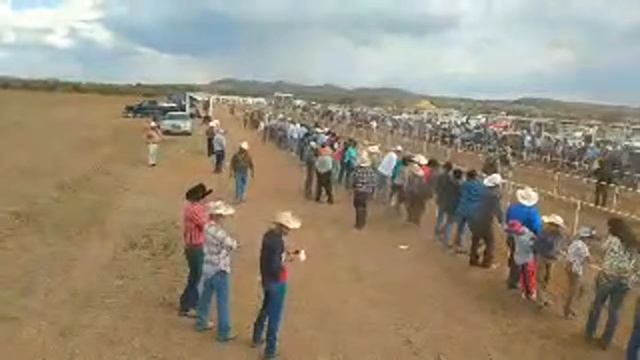 La China Vs La Mamba Vs El Panchito Vs Jr De La A 225 Varas смотреть онлайн