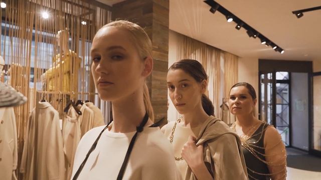 Max mara смотреть онлайн