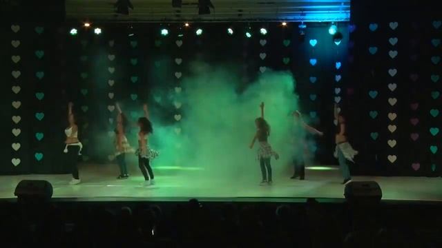 ALF LEYLA WA LEYLA troupe - Mahraganat shaabi @ ORIENTAL LOVE 2017 all stars gala show смотреть онлайн