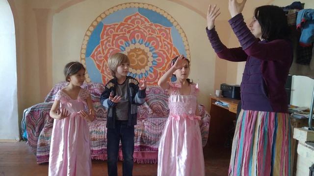 Скоро снова зашумят листья молодые смотреть онлайн