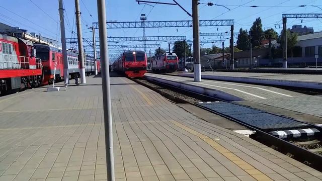 Электропоезд ЭД9М 41 смотреть онлайн