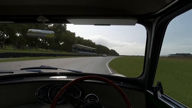 Gran Turismo 7 - Mini Cooper S ´65 | Cockpit View | Goodwood | Cloudy | Day смотреть онлайн