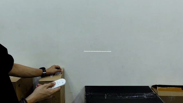 ANG PROJECTOR NA HINDI NA KAILANGAN NG COMPUTER, MAY WIFI, BLUETOOTH AT NETFLIX, YOUTUBE смотреть онлайн
