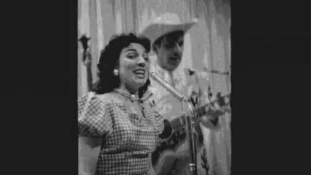 Betty Cody - Pale Moon (An Indian Love Song) 1953 (The Female Slim Whitman) смотреть онлайн