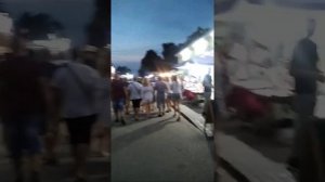 Урзуф, вечерняя прогулка от центрального пляжа до центрального рынка. Жизнь кипит.