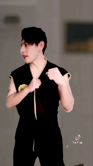 Torneo Cobra Kai - Hey Crispin #shorts смотреть онлайн