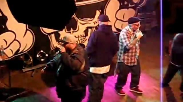 La Coka Nostra (House of Pain) - Bloody Sunday Ft. Big Left And Cypress Hill (Lucerna 20_04_2010) смотреть онлайн