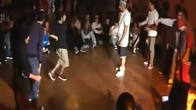 delinkwentz vs FleshMOBB смотреть онлайн