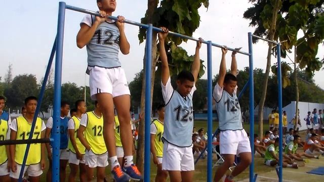 Pull Up Pria смотреть онлайн