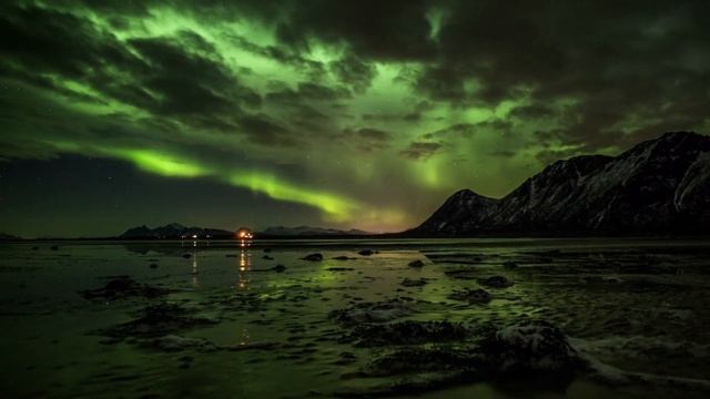 Time Lapse of northern lights Aurora Borealis Norway смотреть онлайн