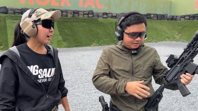 [ChannelMo] รีวิว Sig Sauer MPX ปืน SMG สำหรับประชาชน смотреть онлайн