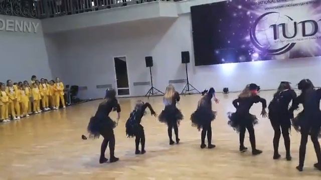 Тк. Фреш. Як відьма скаже. dance смотреть онлайн