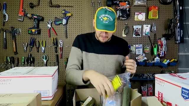 Fan Mail Unboxing смотреть онлайн