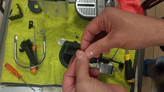 Revisione macchina del caffè nespresso delonghi modello pixie en125 смотреть онлайн