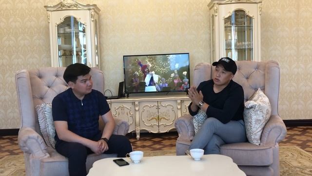 “Арайлы Ақтөбе” фольклорлық ансамблінің көркемдік жетекшісі Серік Закария смотреть онлайн