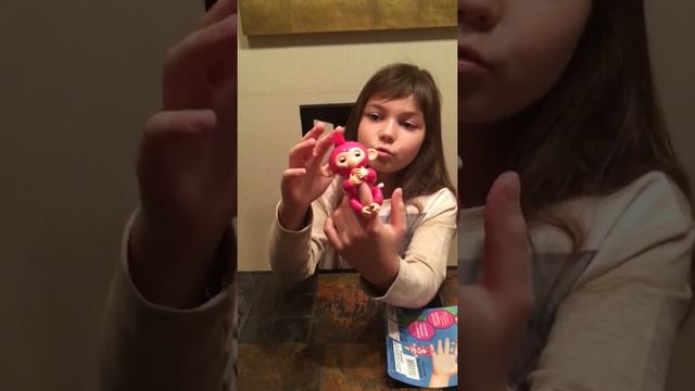Куколка LOL -распаковка подарков ( часть 2) интерактивная обезьянка смотреть онлайн