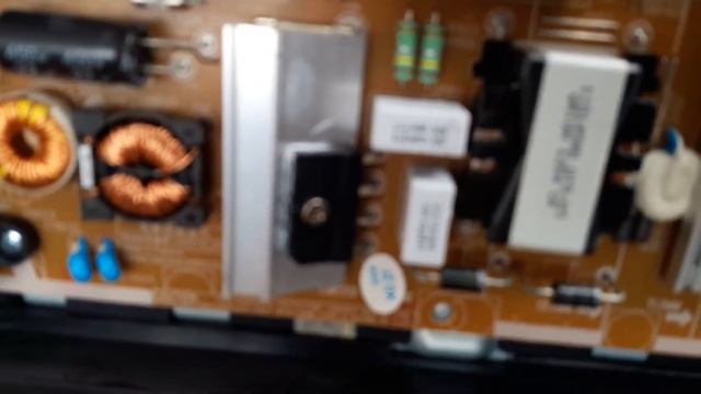 BN44-06622B Samsung TV -crackles