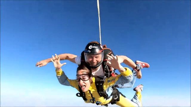 Nice skydive tandem exit (Jump 312) смотреть онлайн