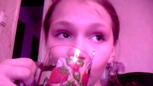 Создала свой паблик/Пью чаек:) смотреть онлайн