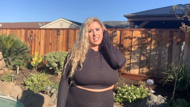 PLUS SIZE ATHLETIC WEAR TRY ON HAUL WITH FASHION NOVA CURVE | Lauren Sangster