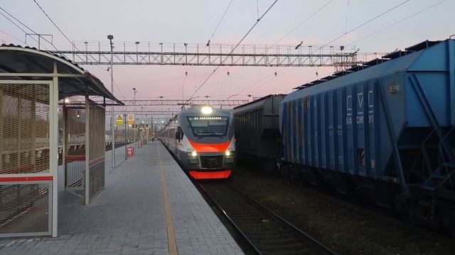 Электропоезд ЭП2Д-0136 ЦППК станция Волоколамск смотреть онлайн