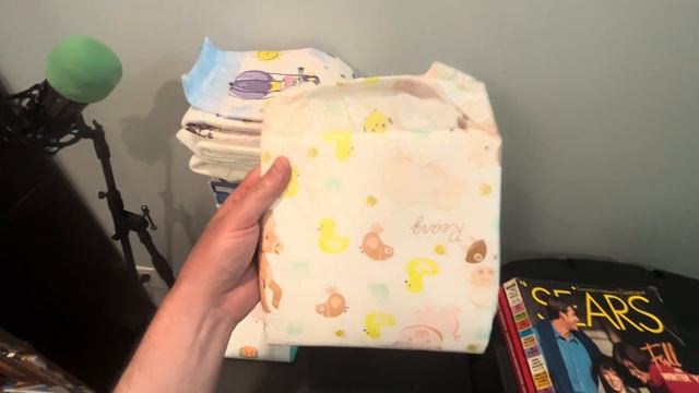 What Adult Diaper Would You Rather Be Seen Wearing? смотреть онлайн