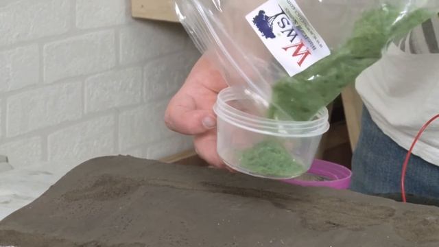 How To Use Static Grass - Model Railway Basics: Episode Seven смотреть онлайн