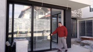 Трехстворчатая раздвижная конструкция Alumil S560 Севастополь