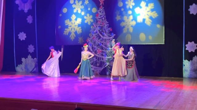 Первое выступление! My first concert! смотреть онлайн