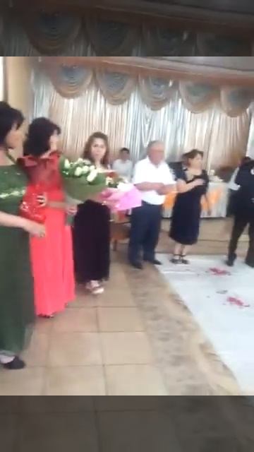 Юбилей смотреть онлайн