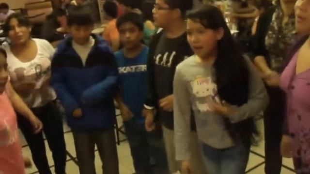 EL PAÑUELITO BAILANDO Y CANTANDO PROMO. 2012 смотреть онлайн