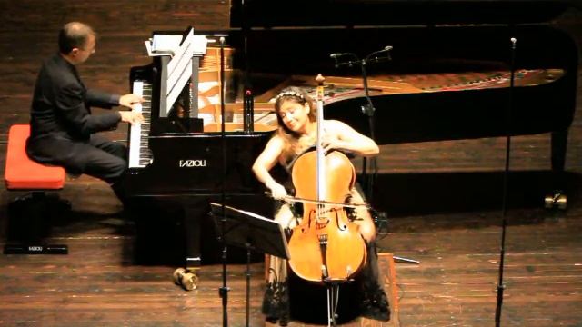 L. Bernstein - Tonight (from West Side Story) cello&piano arr. - Silvia Chiesa&Maurizio Baglini смотреть онлайн