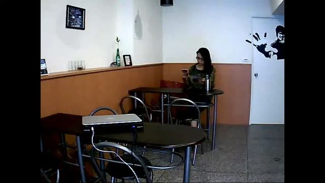 ZAVOP F3000 Enhanced VGA Compact IP Camera(change quality by clicking on the wheel icon) смотреть онлайн