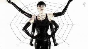 Grausame Töchter - Wie eine Spinne (offizielles Video)