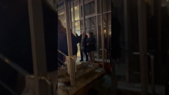 БОЛЬШОЙ БУРЫЙ МИШКА ТАНЦОР ПОЗДРАВЛЕНИЯ заказ 8 927 38-92-169 Пенза смотреть онлайн