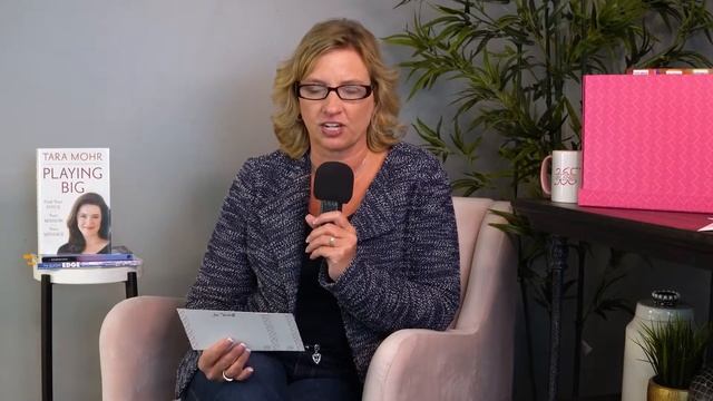 Tara Mohr | Playing Big | Book Review by Lisa Woodruff смотреть онлайн