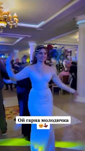 танцует очень красиво😍 Цыганочка#бахтынушка 🔱🌺⚜️ смотреть онлайн