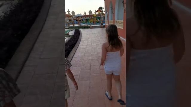 Alf leila wa leila viešbučio apžvalga 4 смотреть онлайн