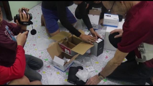 Unboxing % New Cameras смотреть онлайн