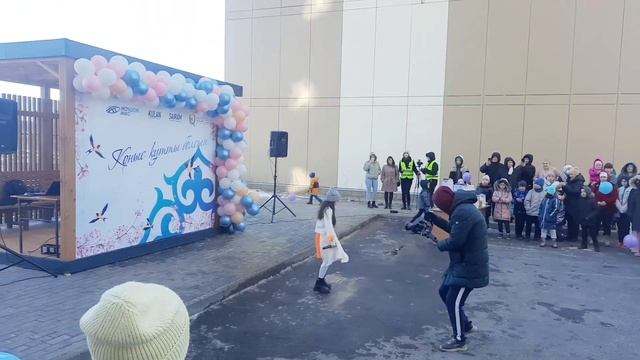 Праздник от застройщика MWC,жк КУЛАН и САЙРАМ 18.03.2033г смотреть онлайн