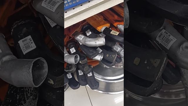 Ассортимент ножиков в хоз отделе.. смотреть онлайн