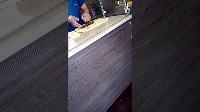 Бургер в лаваше смотреть онлайн