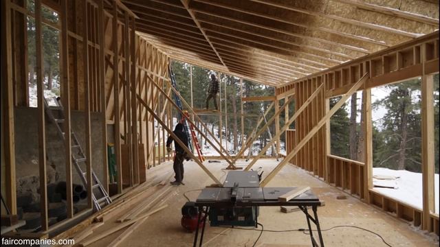 Designer builds efficient off-grid Passive House in Colorado смотреть онлайн