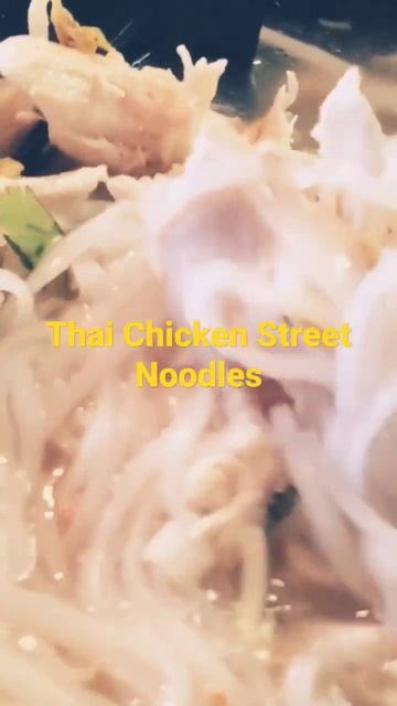 Craving for Thai food? Yummy Thai Chicken Street Noodles Soup & Pineapple Chicken Fried Rice #short смотреть онлайн