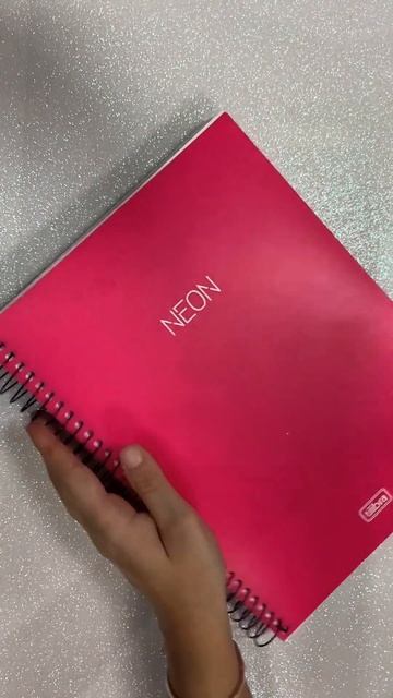 Caderno Universitário Feminino 10 Matérias Neon Tilibra 160f Pink смотреть онлайн