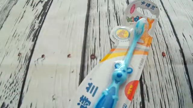 Зубная щетка дет с сайта #AliExpress смотреть онлайн