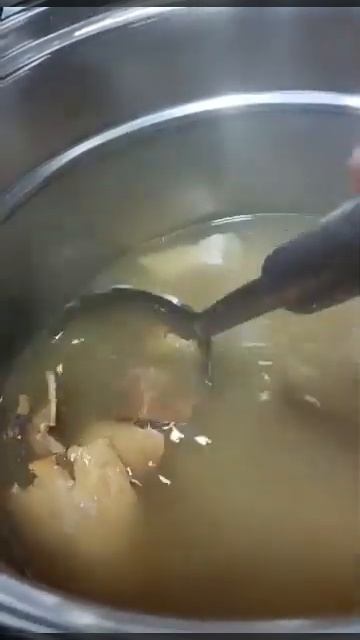 Crocodile Soup Good for the body смотреть онлайн