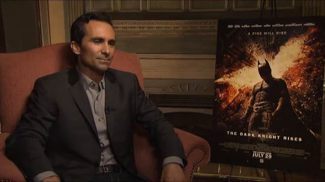 the dark knight rises : nestor carbonell interview смотреть онлайн
