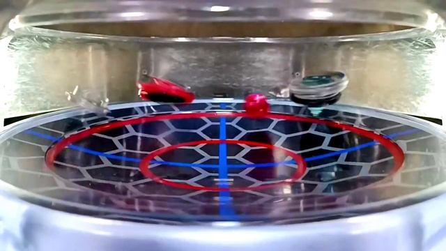 Hollow Deathscyther and Hell Salamander engage in a jump war in Slow Motion ベイブレードバースト смотреть онлайн