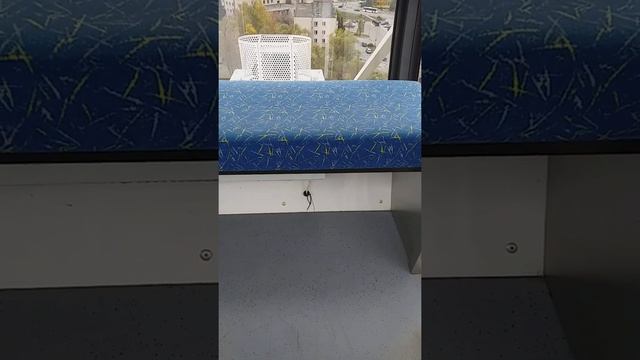 Поездка в застеклённой закрытой кабинке колеса обозрения в Липецке в нижнем парке вверх да и вниз(2 смотреть онлайн